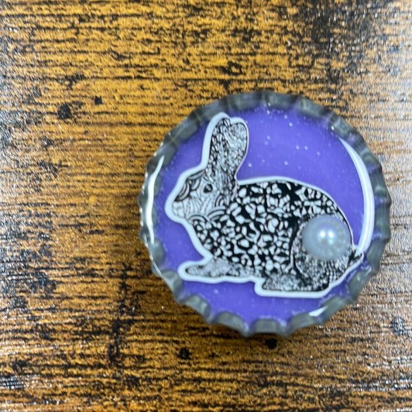 Black and White Bunny Bottle Cap Needle Minder For Cheap